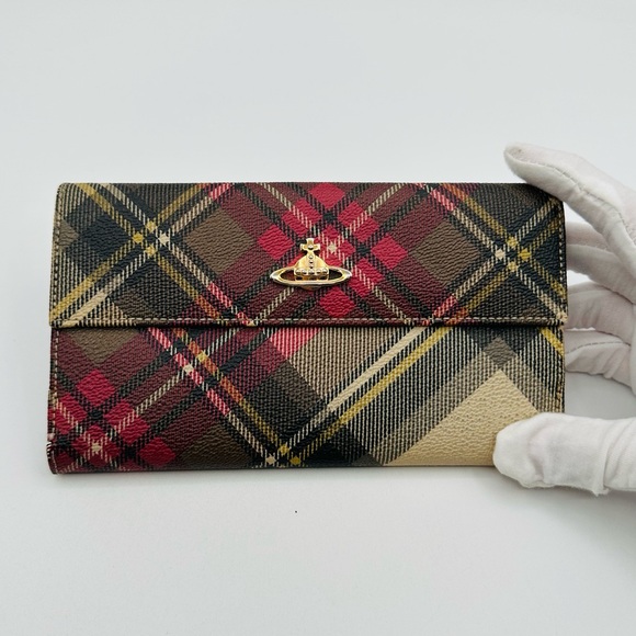 Plaid Wallet